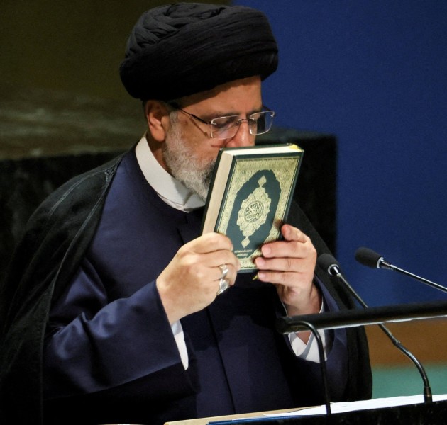 Ποιος θα ηγηθεί του Ιράν μετά τον θάνατο Εμπραχίμ Ραϊσί - Τι θα γίνει με τον Χαμενεΐ