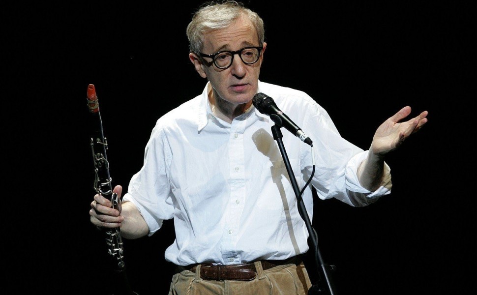 US filmmaker and actor Woody Allen plays his clarinet during a concert with his New Orleans Jazz Band in Bantminton Theatre in Athens on 28  December 2007. Allen is a passionate fan of jazz. ÁÐÅ ÌÐÅ/ORESTIS PANAGIOTOU