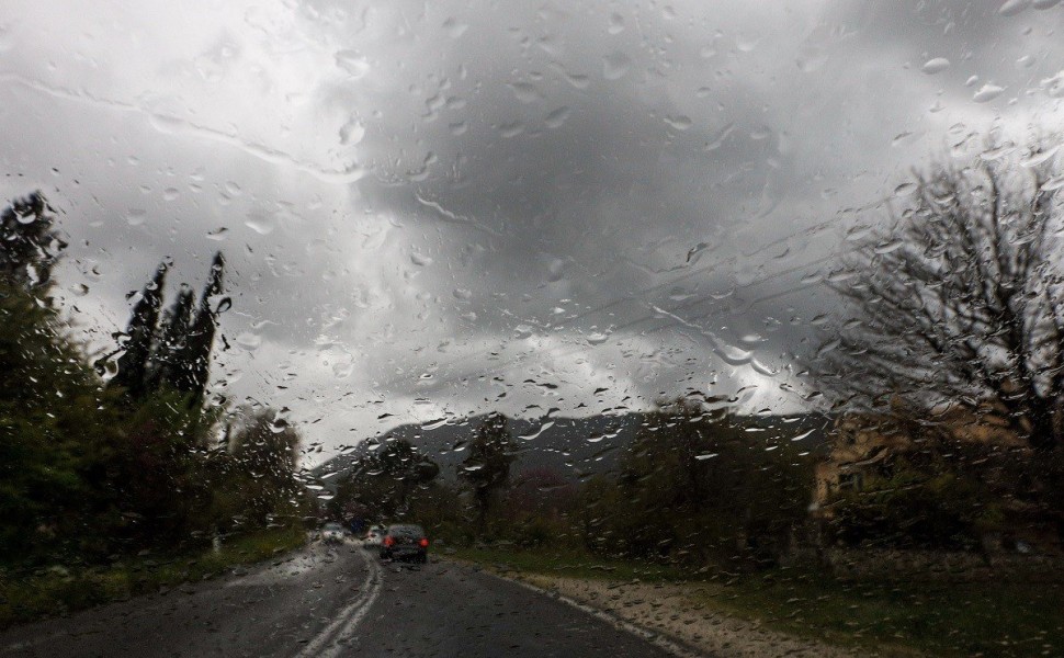 Βροχή στην Κέρκυρα, Δευτέρα 17 Απριλίου 2023.
(ΓΙΩΡΓΟΣ ΚΟΝΤΑΡΙΝΗΣ/EUROKINISSI)