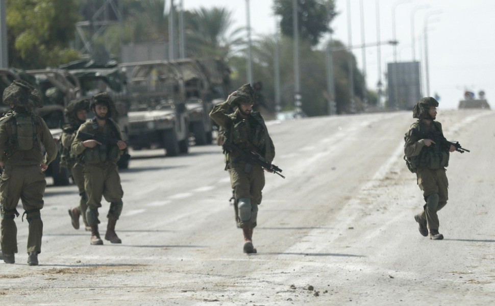 Ισραηλινοί στρατιώτες κοντά στη Γάζα / ΑΠΕ - EPA