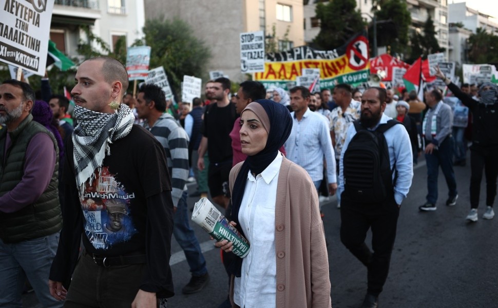 Συγκέντρωση αλληλεγγύης στον Παλαιστινιακό λαό και πορεία στην ισραηλινή πρεσβεία. Παρασκευή 13 Οκτωβρίου 2023 (ΒΑΣΙΛΗΣ ΡΕΜΠΑΠΗΣ / EUROKINISSI)