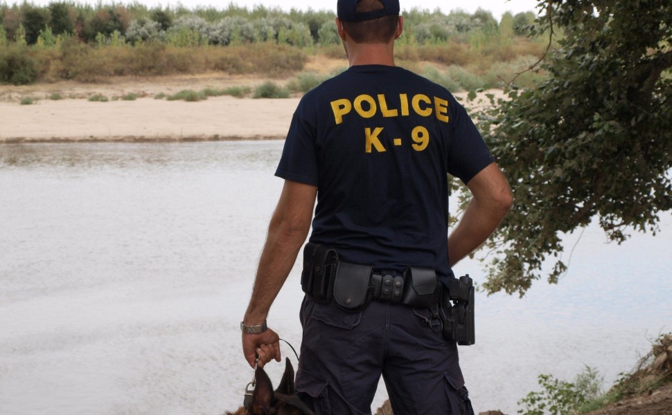 Αστυνομικός σε περιπολία στον 'Εβρο (φωτο αρχείου: Eurokinissi)
