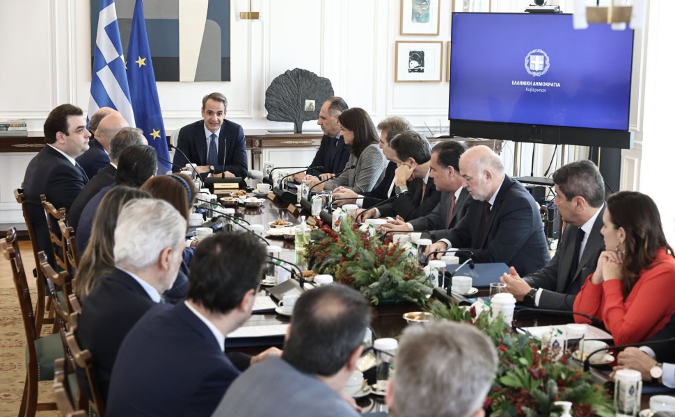 Ο πρωθυπουργός Κυριάκος Μητσοτάκης στο υπουργικό Συμβούλιο / Intime