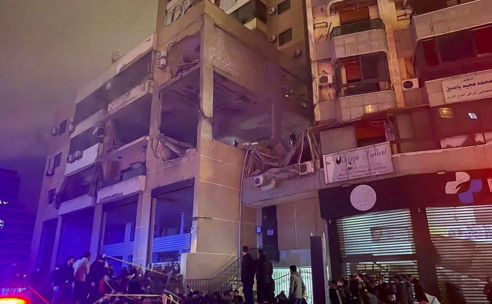 Κατεστρεμμένα κτίρια στη Βηρυττό μετά την επίθεση του Ισραήλ. Φωτό: Reuters