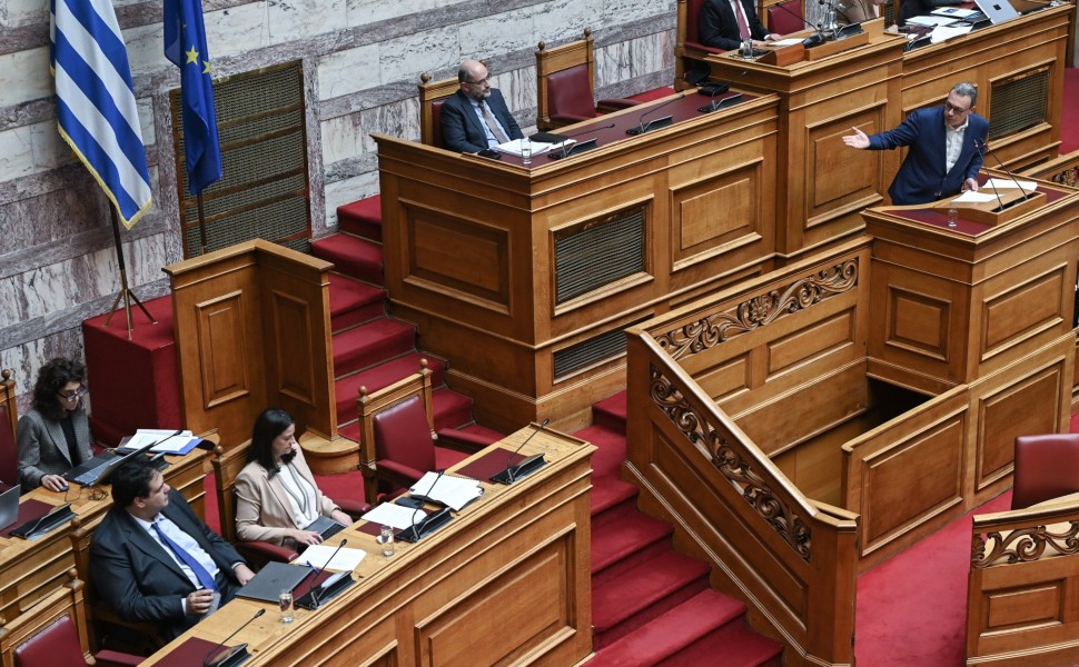 Συναίνεση τέλος στη Βουλή για την επιστολική ψήφο / Eurokinissi
