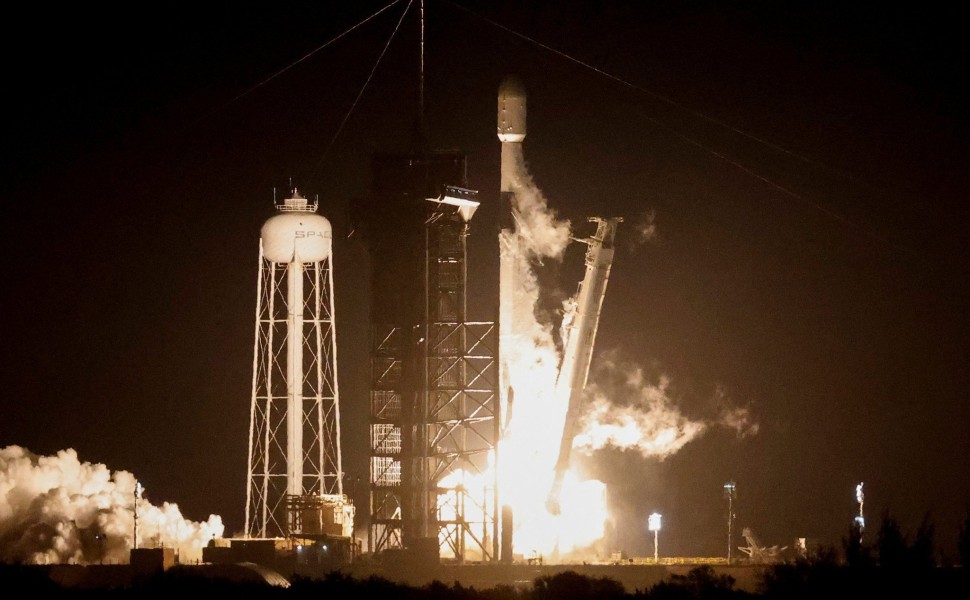 Falcon 9 - SpaceX / Reuters