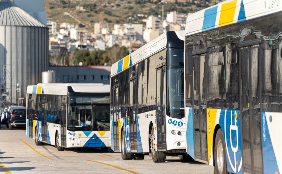 Άφιξη των πρώτων ηλεκτρικών λεωφορείων στην Αθήνα/ΑΠΕ