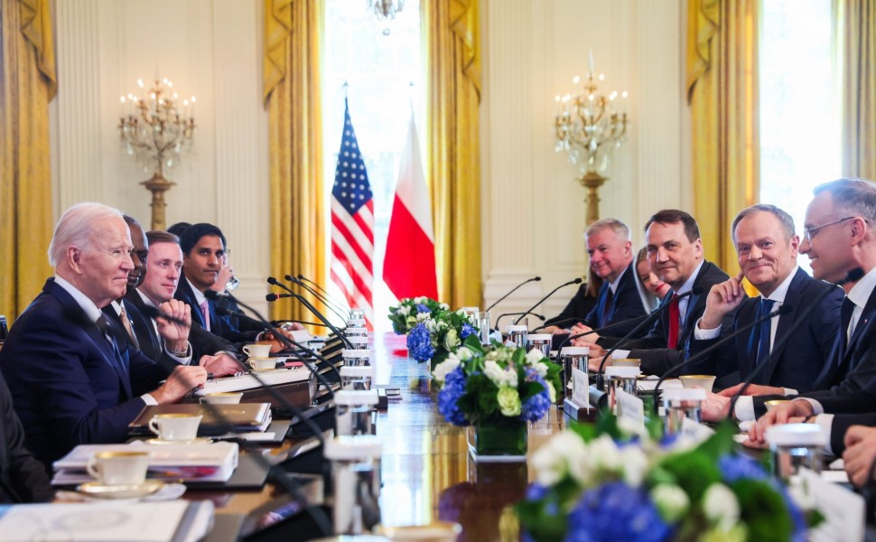 Εικόνα από τη συνάντηση του Μπάιντεν με τους ηγέτες της Πολωνίας (φωτο: ΑΠΕ-ΜΠΕ/EPA/Leszek Szymanski)