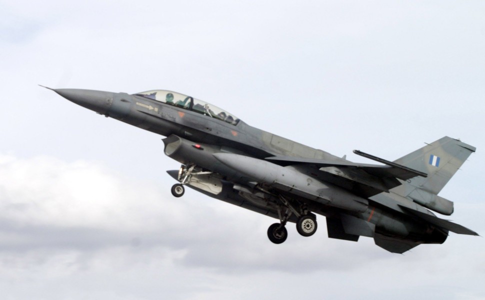 Μαχητικό F-16 της Πολεμικής Αεροπορίας (φωτο: Eurokinissi)