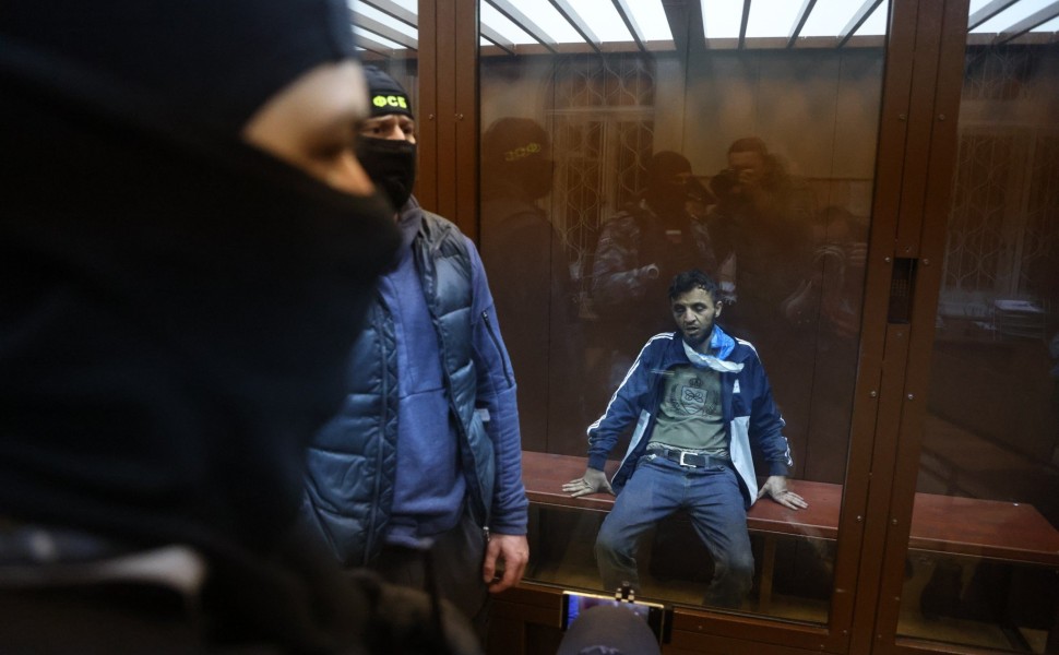 Ύποπτοι της επίθεσης στο Crocus City Hall στη Μόσχα (φωτο: ΑΠΕ-ΜΠΕ/EPA/SERGEI ILNITSKY)