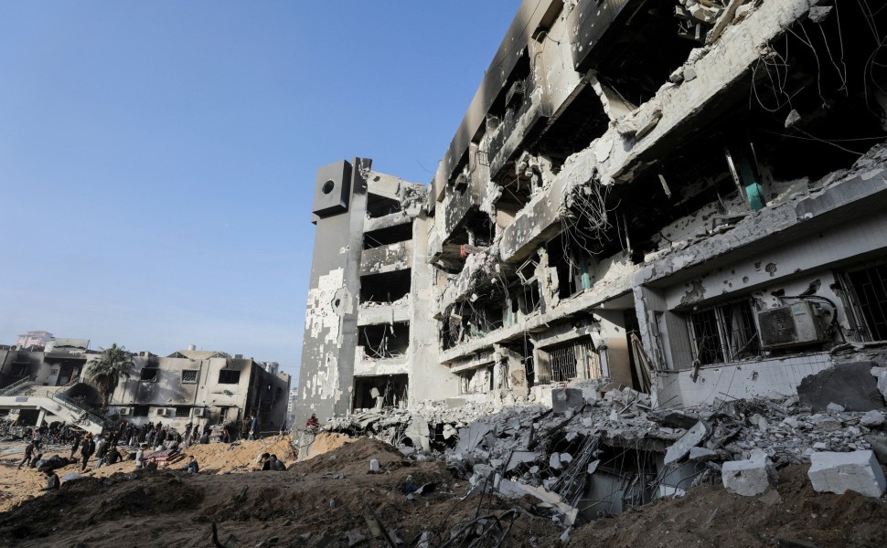 To βομβαρδισμένο νοσοκομείο Αλ Σίφα στη Γάζα / πηγή: Reuters