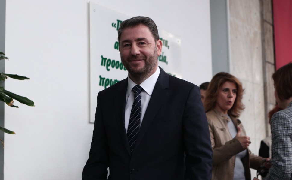 Ο Νίκος Ανδρουλάκης στα γραφεία του ΠΑΣΟΚ στη Χαριλάου Τρικούπη / Eurokinissi