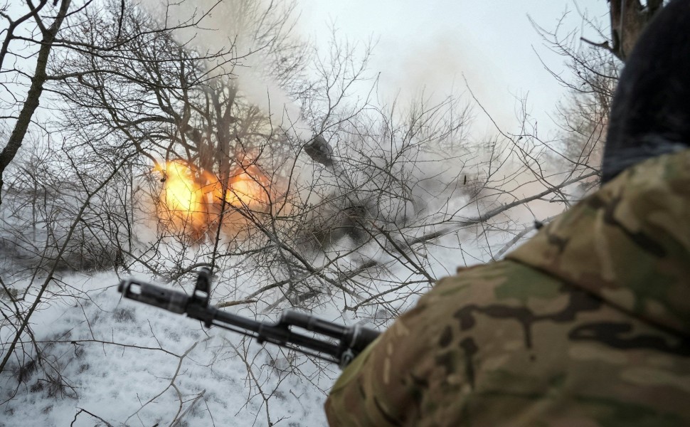 Ουκρανός στρατιώτης στο μέτωπο του πολέμου / Reuters
