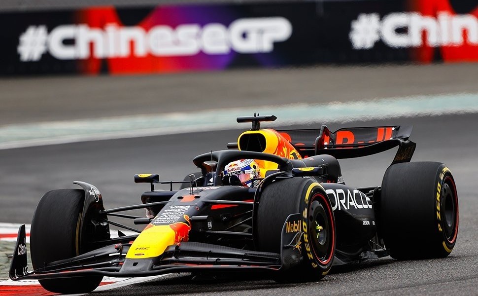 Photo: Pirelli 2024 China GP F1 Verstappen Q