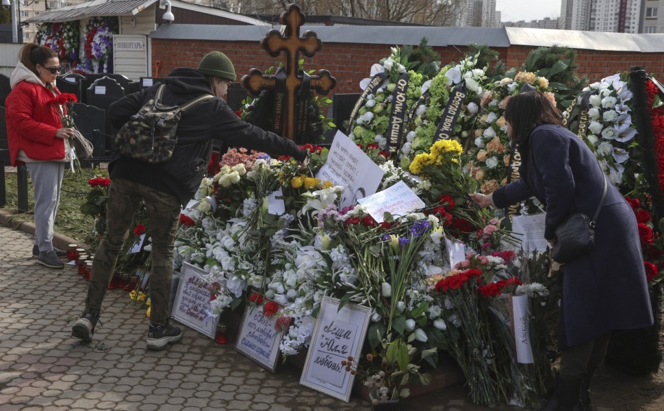 Εικόνα από το μνημόσυνο του Αλεξέι Ναβάλνι που τελέστηκε στη Μόσχα στις 26 Μαρτίου / EPA