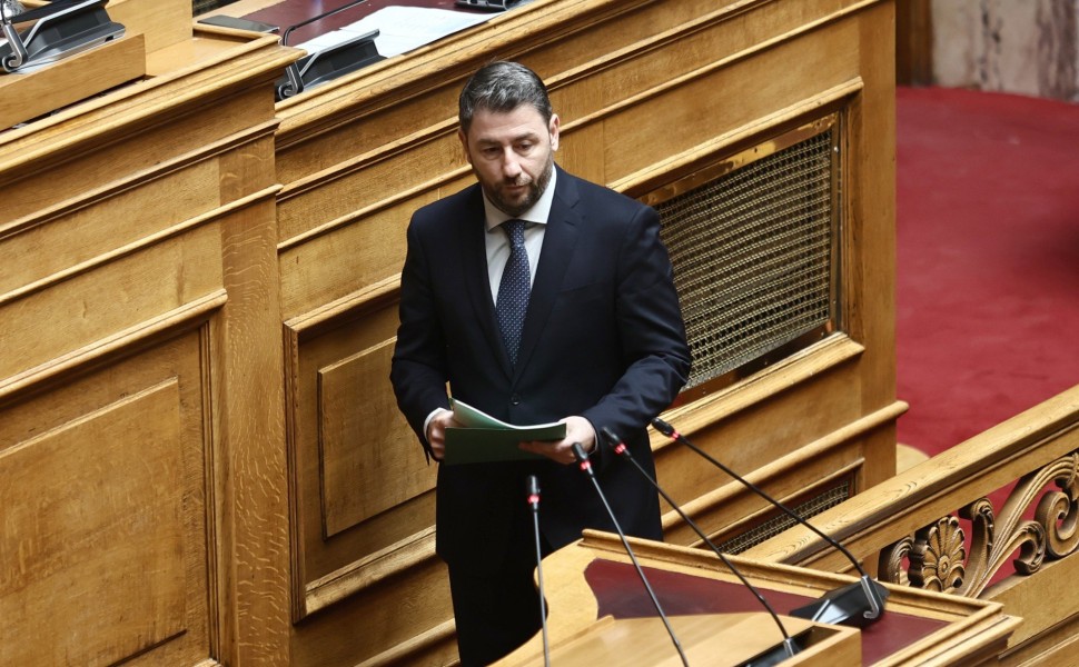 Ο πρόεδρος του ΠΑΣΟΚ Νίκος Ανδρουλάκης στη Βουλή / Intime