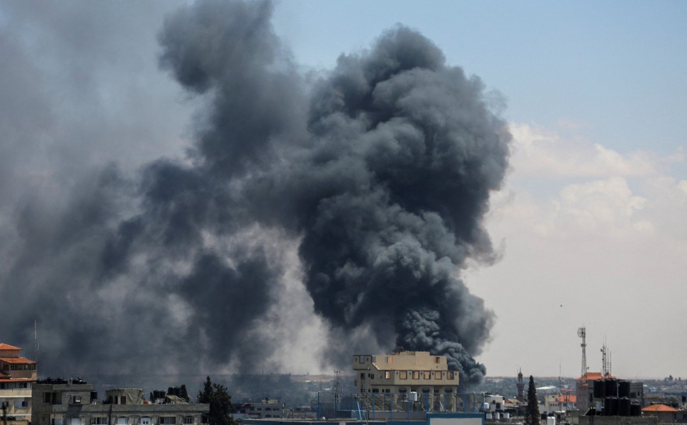Βομβαρδισμός του Ισραήλ στη Ράφα. Φωτογραφία: Reuters