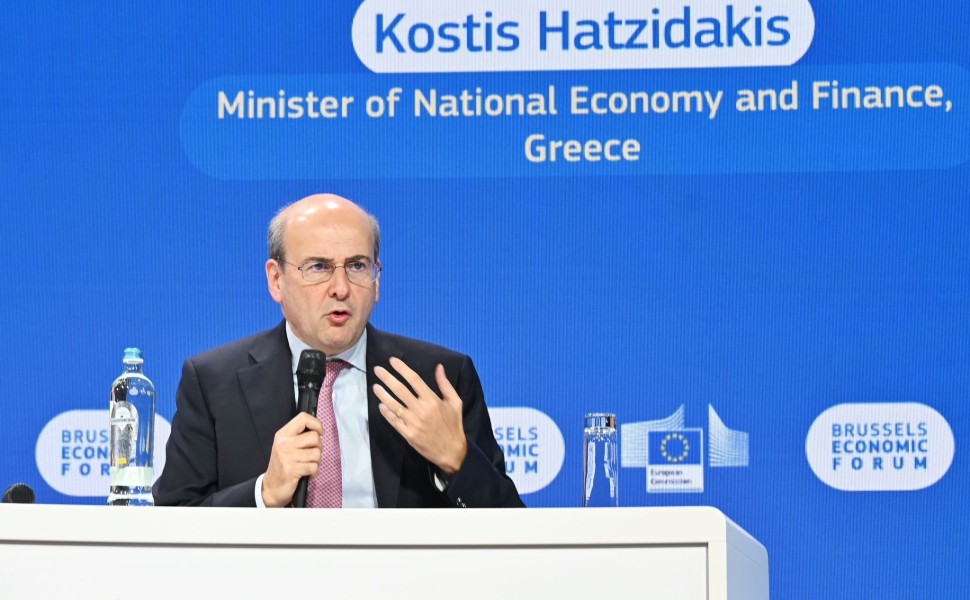 Ο Κωστής Χατζηδάκης στο Ετήσιο Οικονομικό Φόρουμ των Βρυξελλών / Γραφείο Τύπου Υπουργείου Οικονομικών
