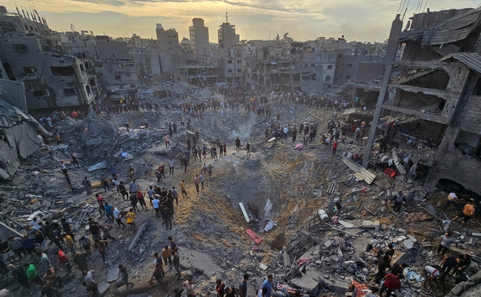 Οι Ισραηλινοί βομβαρδισμοί έχουν ισοπεδώσει ολόκληρες συνοικίες στη Λωρίδα της Γάζας / Reuters