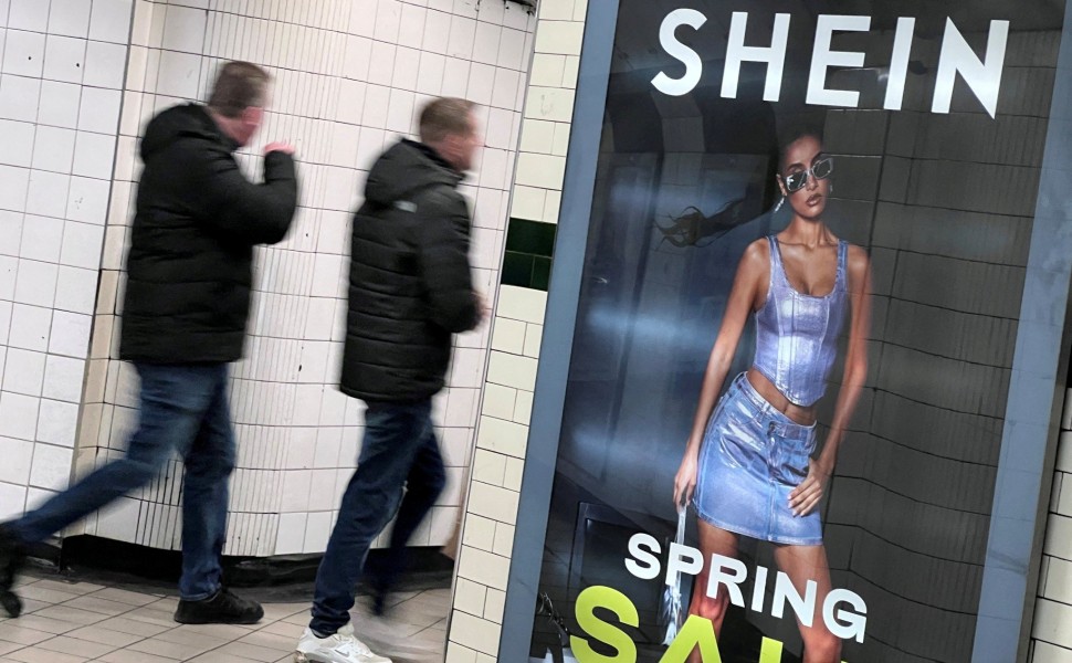 Διαφήμιση της Shein στο μετρό του Λονδίνου / REUTERS