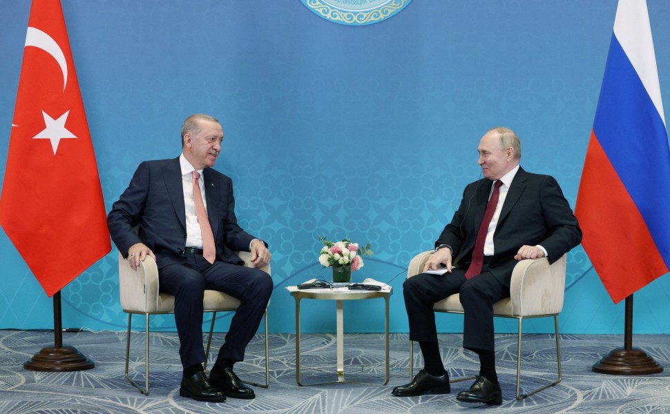Συνάντηση μεταξύ Ταγίπ Ερντογάν και Βλαντιμίρ Πούτιν στην Αστάνα του Καζακστάν. Φωτό: Reuters