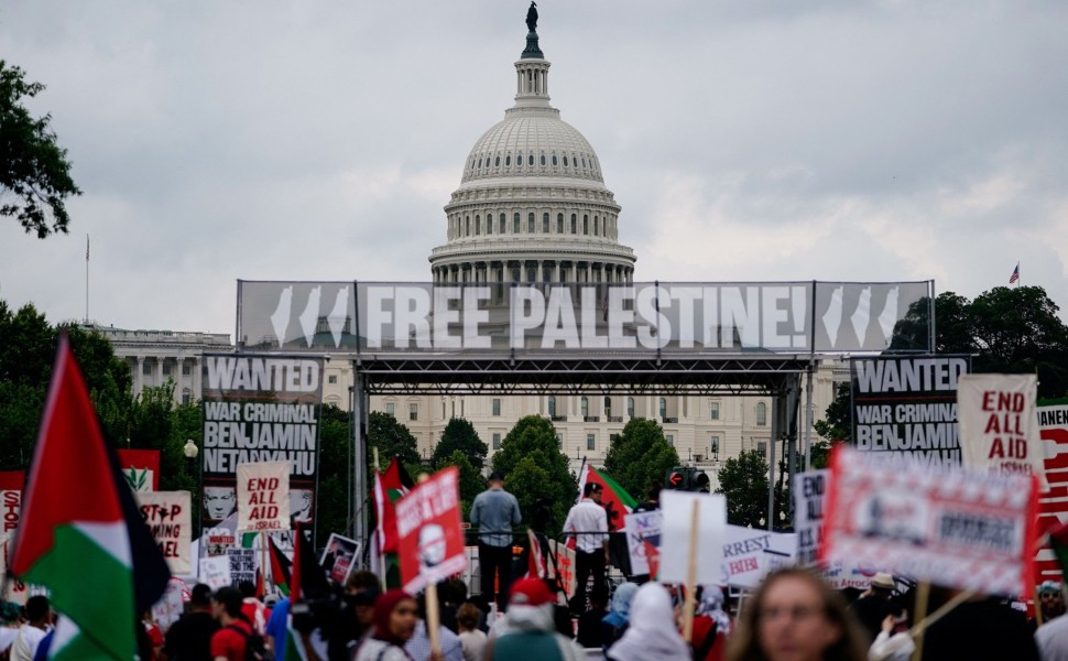 Χιλιάδες διαδηλωτές κατά του πολέμου του Ισραήλ στη Γάζα συγκεντρώνονται κοντά στο Καπιτώλιο / Reuters