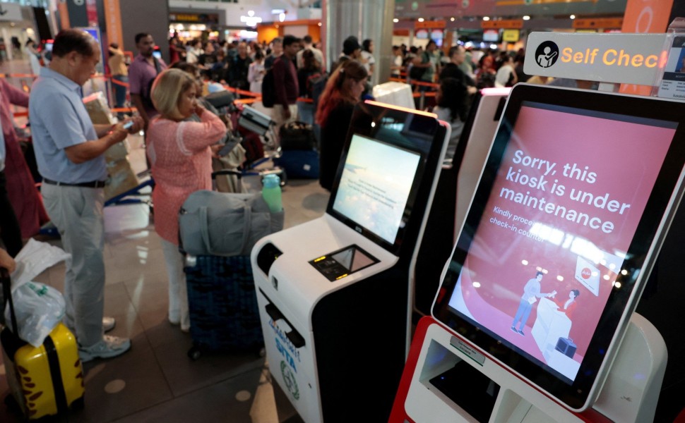 Μπλακ άουτ στα πληροφοριακά συστήματα των αεροδρομίων/Reuters
