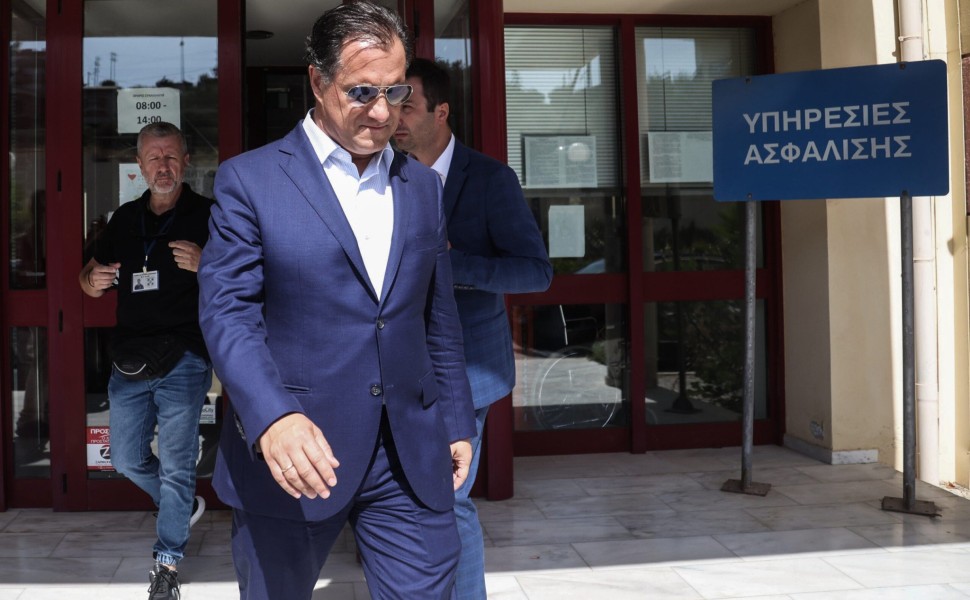 Επίσκεψη του υπουργού Εργασίας Άδωνι Γεωργιάδη στον ΕΦΚΑ Ηρακλείου, Τετάρτη 26 Ιουλίου 2023. 
(ΣΤΕΦΑΝΟΣ ΡΑΠΑΝΗΣ/EUROKINISSI)