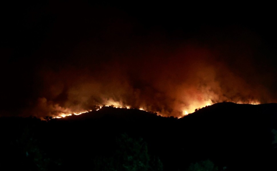 Πυρκαγιά σε δύσβατη περιοχή στην βόρεια ορεινή Κέρκυρα, Κυριακή 23 Ιουλίου 2023.
(ΓΙΩΡΓΟΣ ΚΟΝΤΑΡΙΝΗΣ/EUROKINISSI)